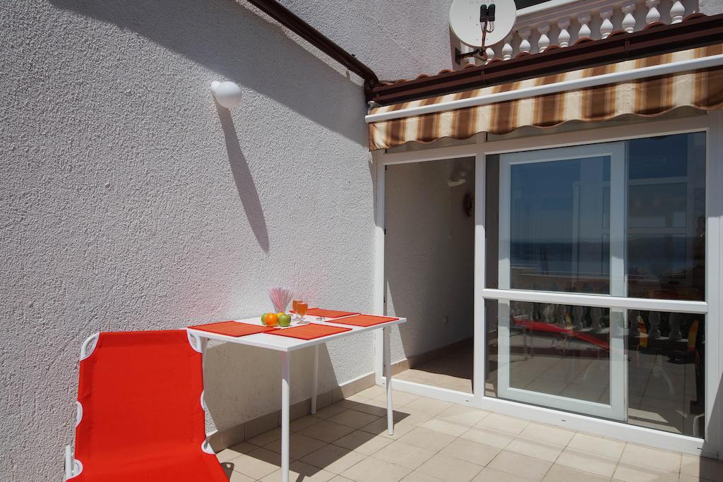 Apartments Lina Нови-Винодолски Номер фото